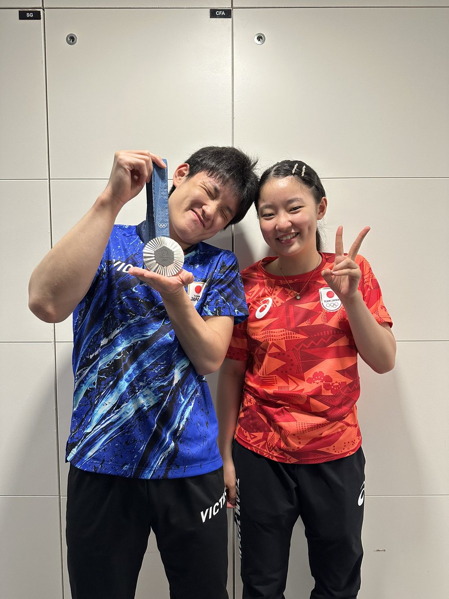 harimotomiwa's tweet photo. PARIS Olympic 2024🇫🇷
銀メダル🥈

楽しかったです。
目標にしていた金メダルを獲ることはできませんでしたが、自分中での目標であった最後まで諦めずに戦うことはできたと思います。

応援してくださった皆様本当にありがとうございました！
お父さんお母さんお兄ちゃん本当に感謝しています！ https://t.co/8pFKsVm3uD