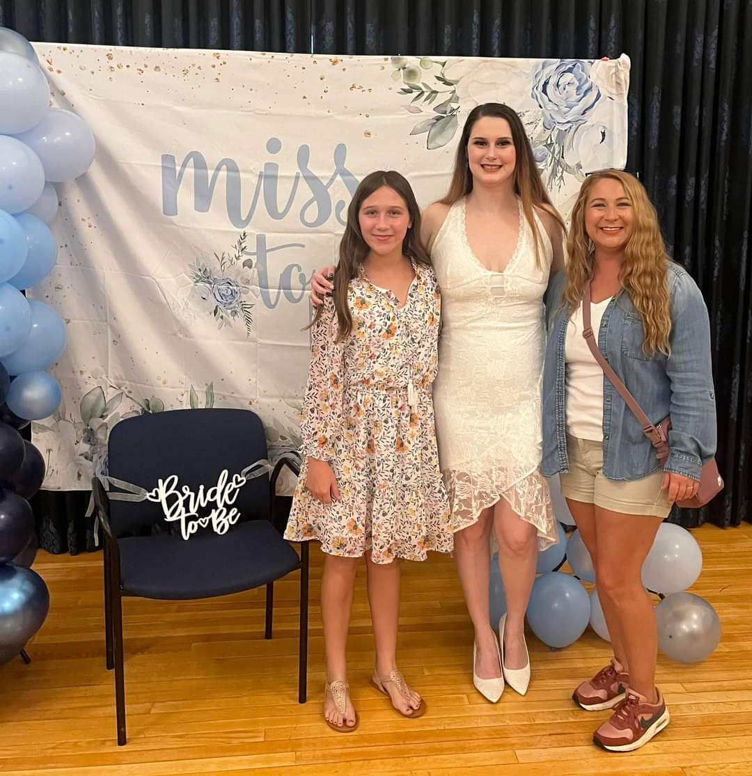 Non basketball related post, but look at our beautiful girls ❤️