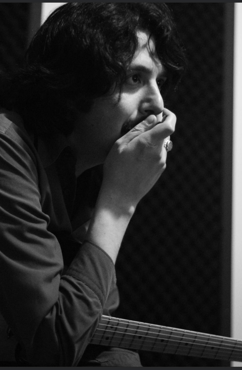 Gökçe Akçelik de göçmüş… #replikas #gökçeakçelik