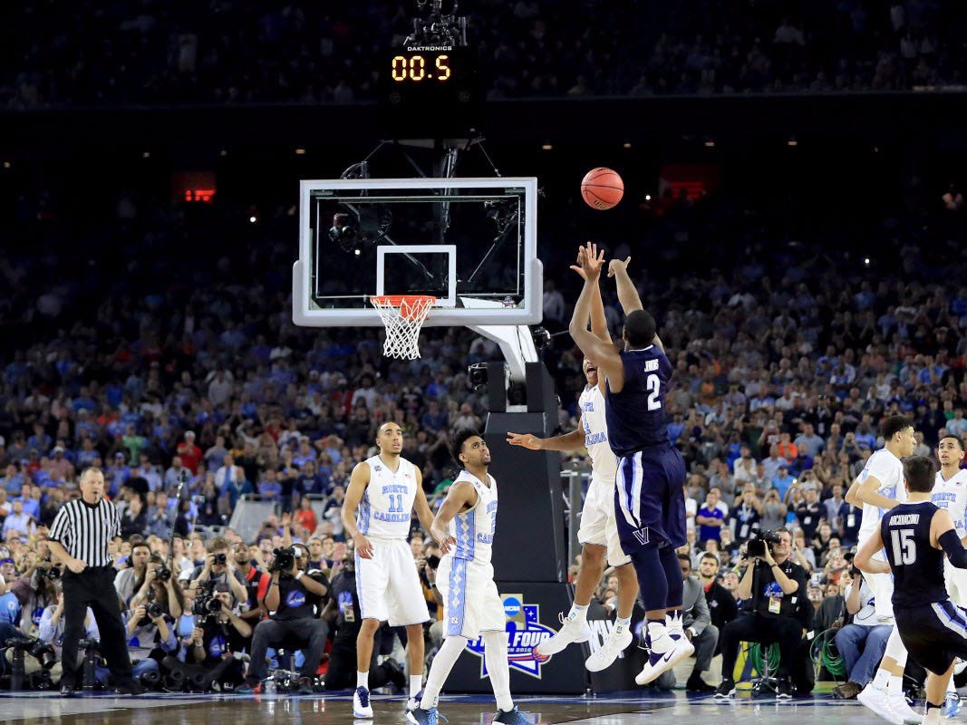 KevinGrogan_'s tweet photo. @conorsen I think you have the NBA ones. From college I’d go with the Villanova buzzer beater to win the natty and Hayward’s halfcourt miss against Duke. https://t.co/6sIQk0FPD4