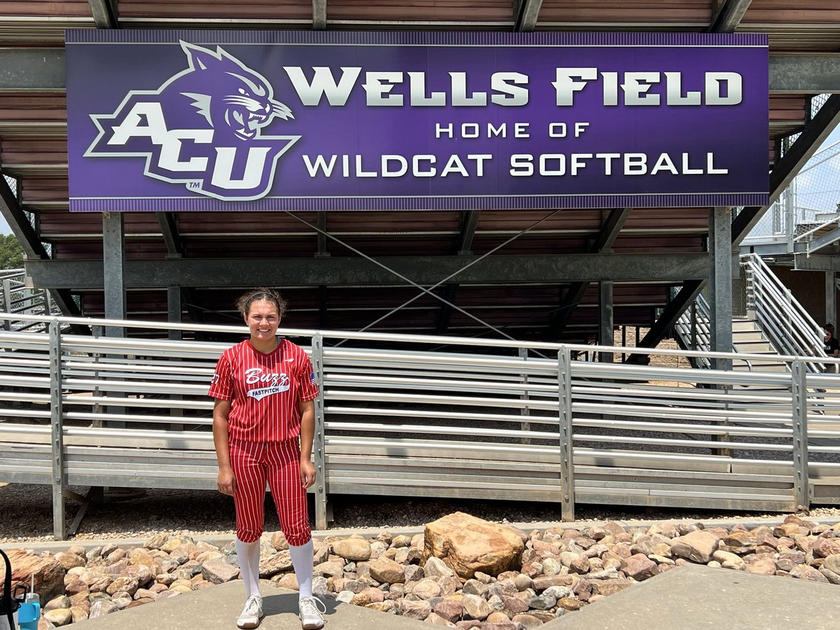 Had a great camp <a href="/ACU_Softball/">ACU Softball</a> today! Thank you <a href="/coachkoons/">Jo Koons</a> and the staff for this opportunity! Go Wildcats!
<a href="/BuzzCentex/">Buzz Fastpitch</a> <a href="/TreyHoldbrook/">Trey Holdbrook</a>