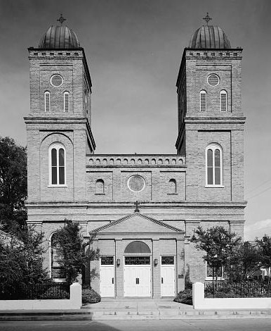 Did you know that the Church of the Immaculate Conception was first built within the walls of Ft St. Jean Fort St. Jean Baptiste? The current Minor Basilica of the Immaculate Conception was completed around 1900.  #GoNatchitoches #history #historicsites #historicchurches