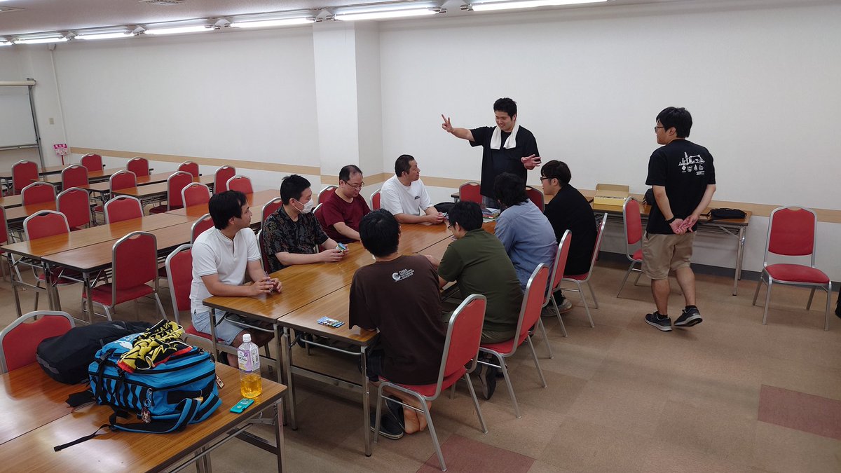 rinsyan666's tweet photo. LMC千葉　ドラフト1回戦スタートです！ https://t.co/JkjLy6v7Ld