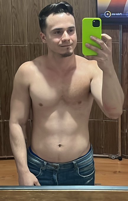 Curtem um boy safofo? 🥰😈🫶🏻 https://t.co/yWeZD7Re9P