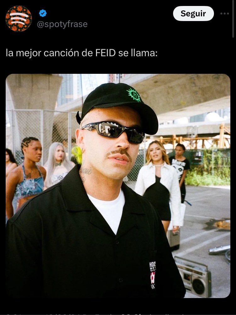 Desde cuando Juan con bigote saca música?