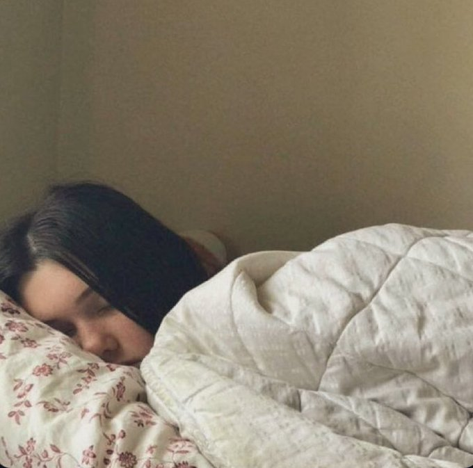 fernechini's tweet photo. como amo dormir, dormiría todo el dia https://t.co/UQqXAQoVHC