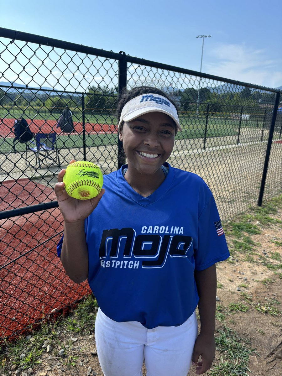 Tough day at the fields. Lots of learning and growth. Thanks to <a href="/PACKUPSTATE/">bryan pack</a> for another great event! 

Last tourney with coach <a href="/KiarraThomas23/">Kiarra Thomas</a> these girls will truly miss her! 

💣of the day comes from <a href="/OliviaGrant2025/">Olivia Grant C/O 2025</a> 

Back at again in the morning