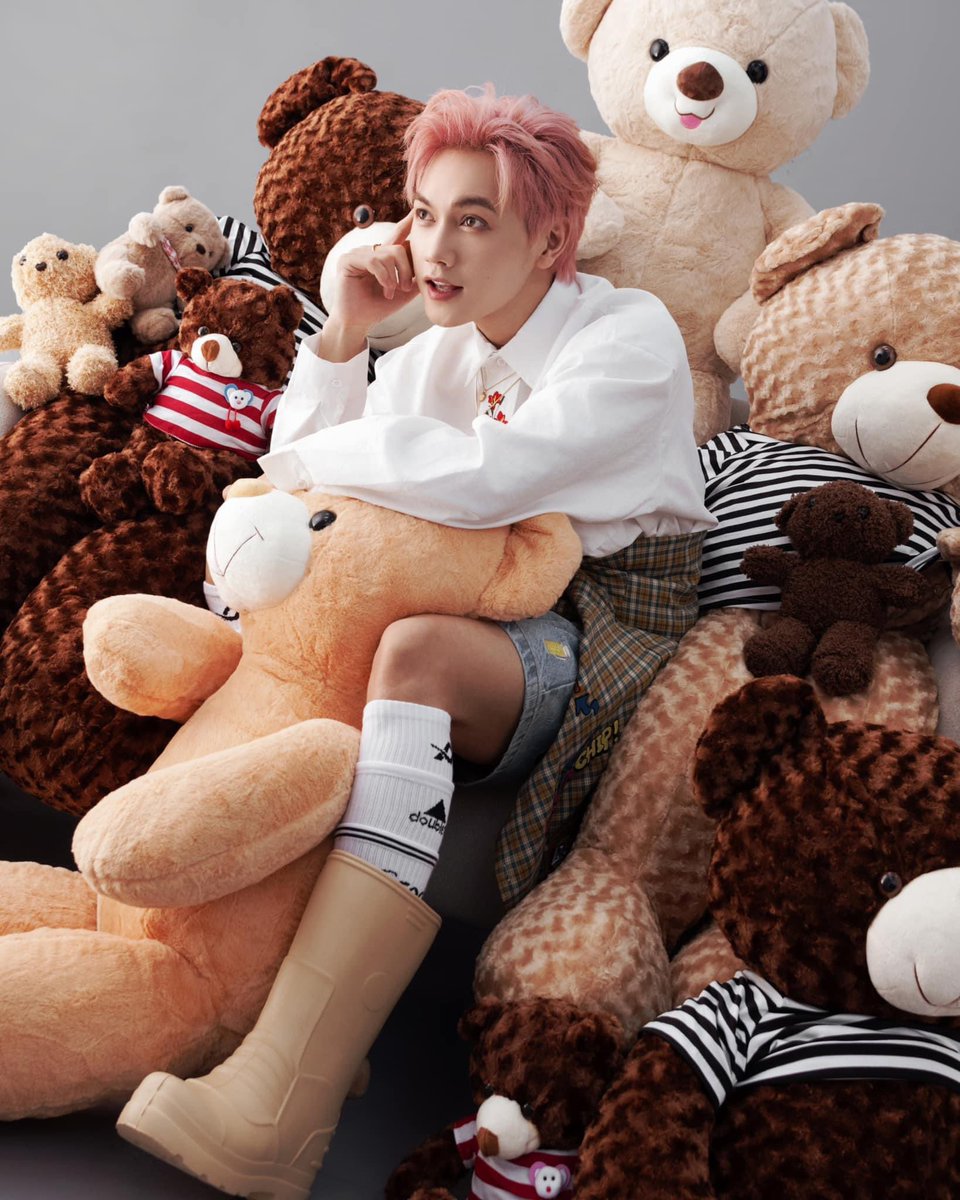 JSOL_DreamS's tweet photo. Nhân dịp Ngáo Ngơ top 2 trending, thành viên “oét” của boyband toàn cầu xin phép tặng nhẹ mọi người một bộ hình lấy đà chuẩn bị lên top 1 nhéeeee 🙈🙈🙈 (2/3)

#JSOL #AnhTraiSayHi #ATSH #DreamS @DreamS_Vietnam https://t.co/E1xkqCG8yb