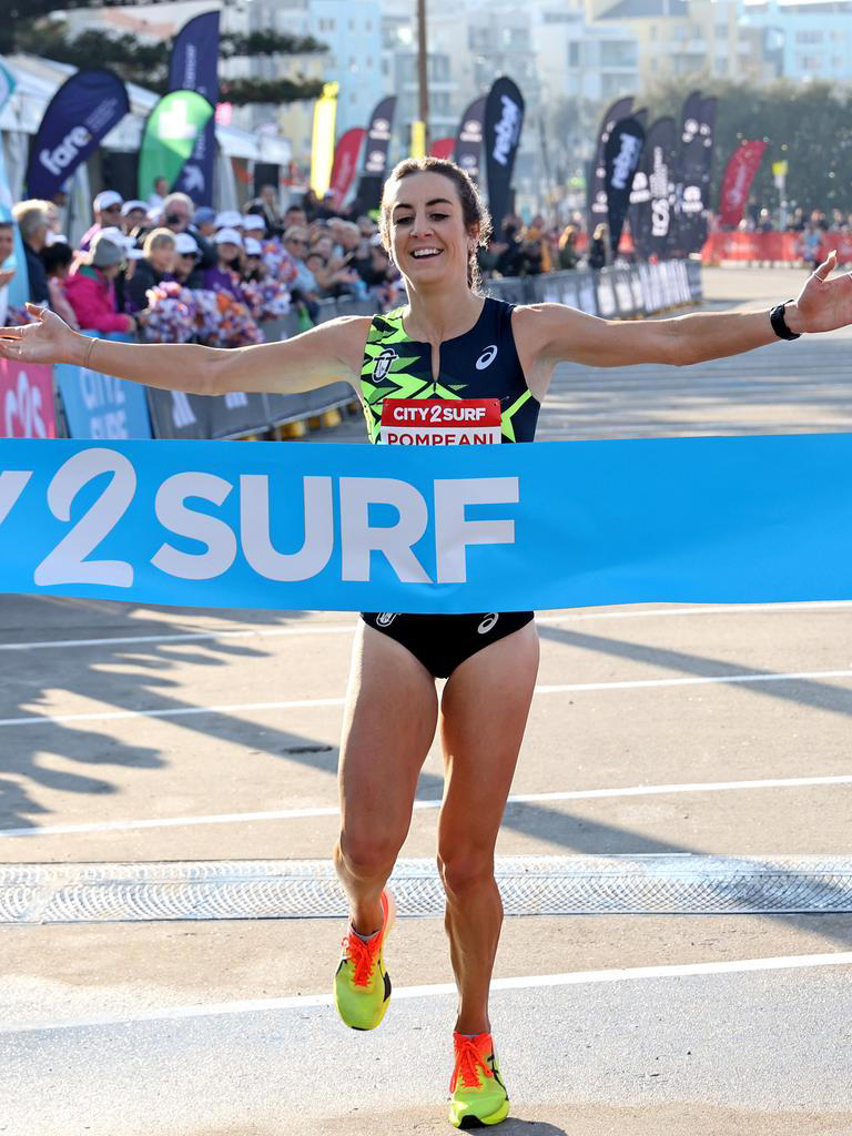 DesProctor's tweet photo. Nice run by Leanne this morning winning the City2Surf with 90,000 runner's taking part. Her time of 45:38 is the 2nd fastest ever by a female for this race. Next up for the group the @AthsAust Cross Country Champs in Tassie in 3 weeks. @ASICSaustralia @teamtempoRun https://t.co/yAdVl9rGwi