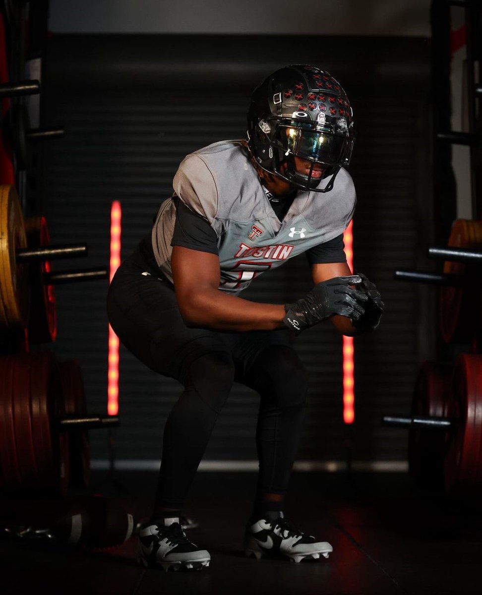 ⏳ #TTown #TustinFootball