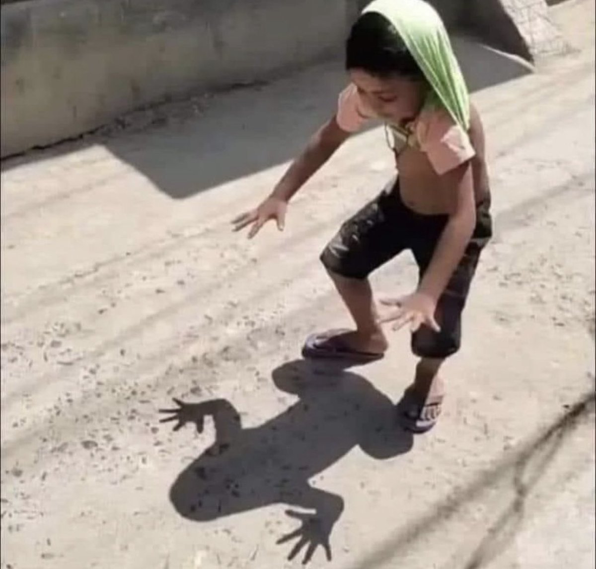 insaneposes's tweet image. ㅤ