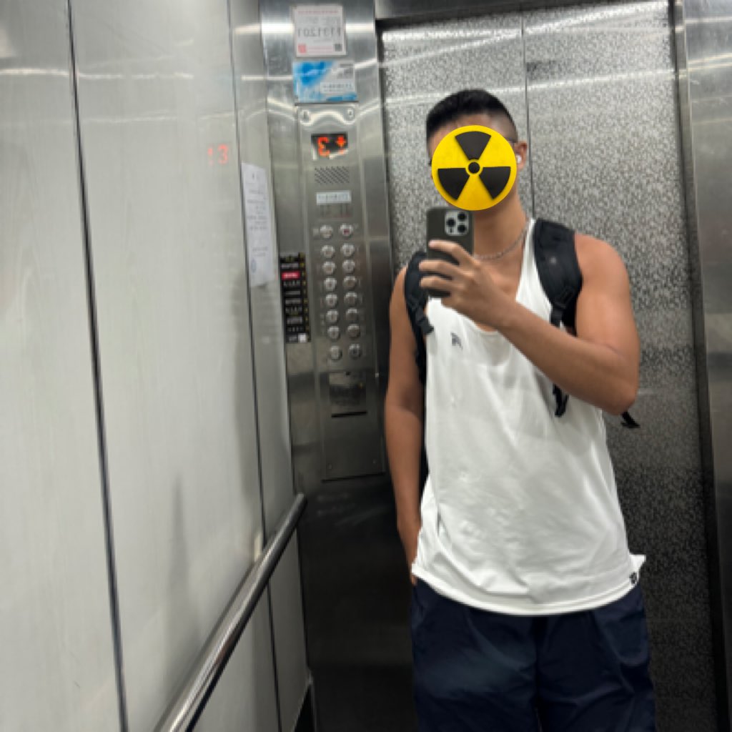 #NewProfilePic (新個人資料照片)