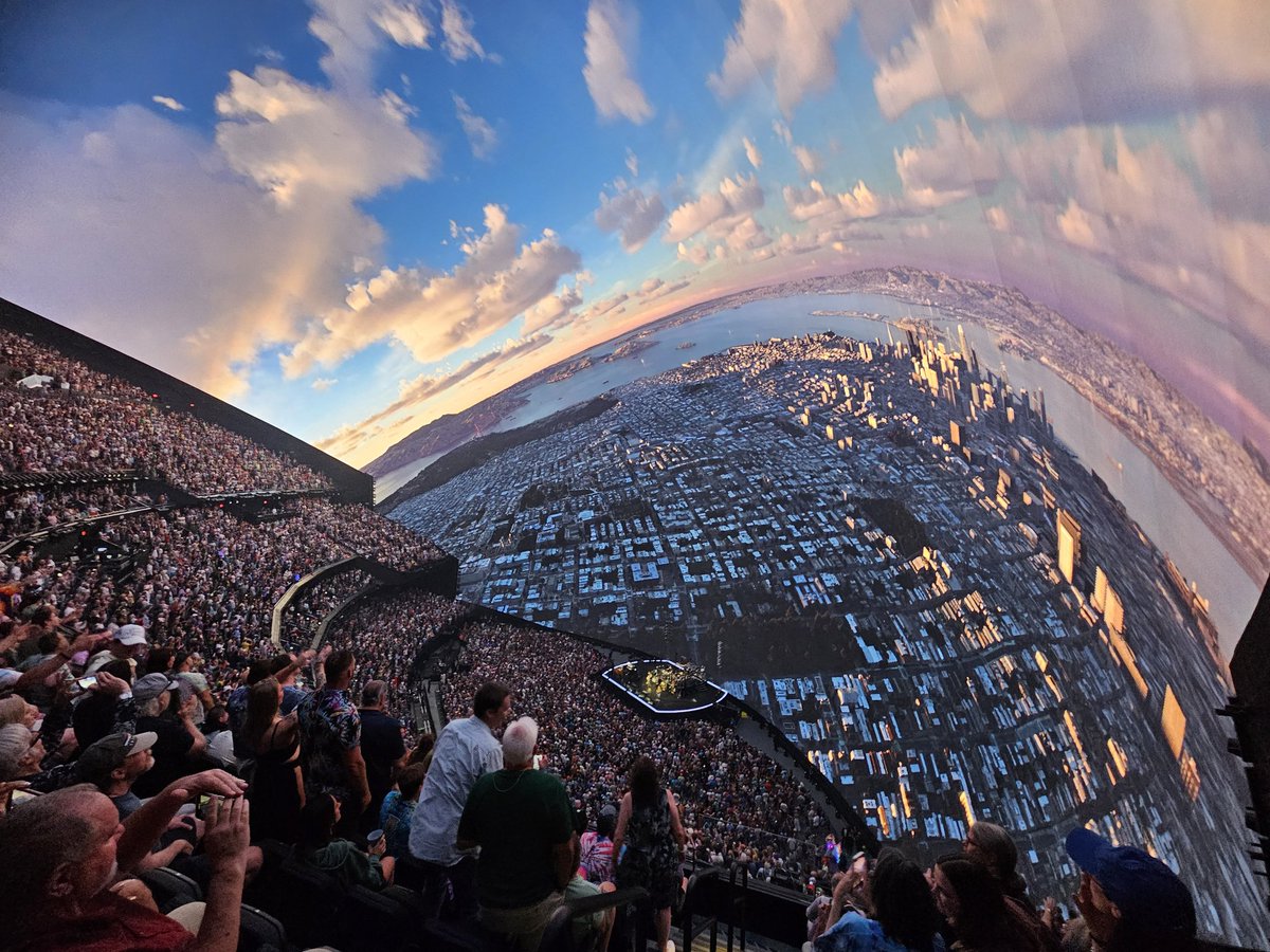 Concert_People's tweet image. one last blast off.....
Roll away that dew 
#DeadForever #FinalWeekend ✌️⚡️💀🥀🎶 🪩💃✨️🔮🫶