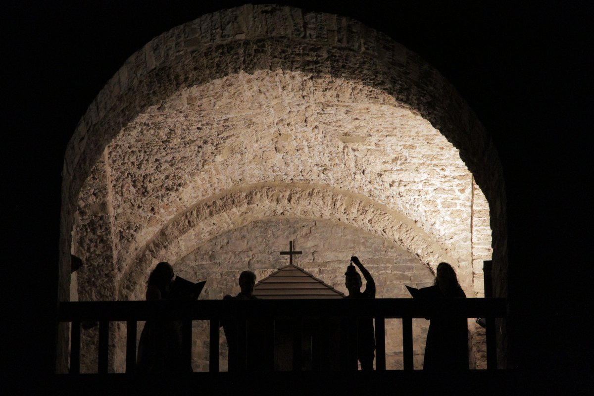 festivalcamino's tweet photo. Sábado 10 agosto – Iglesia de San Pedro, SIRESA - CAPELLA DE MINISTRERS. Dirección, Carles Magraner. REGINA: 18 Monarcas medievales de la Corona de Aragón 🎻 #33FICS @DPHuesca @AytoJaca @cJacetania @FestClasica @museojaca @CDMinistrers https://t.co/VNk9xlEjci