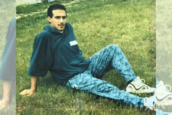 "Il a été tué parce que c'était un Arabe" : il y a 30 ans, le meurtre d'Abderahmane Rabah, jeté d'une falaise à Ault
france3-regions.francetvinfo.fr/hauts-de-franc…