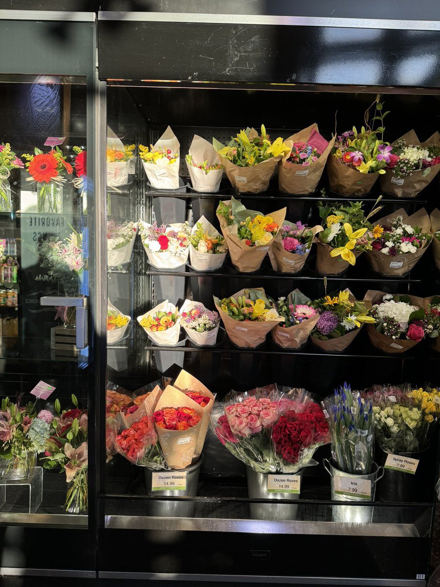 hajhossein tweet media