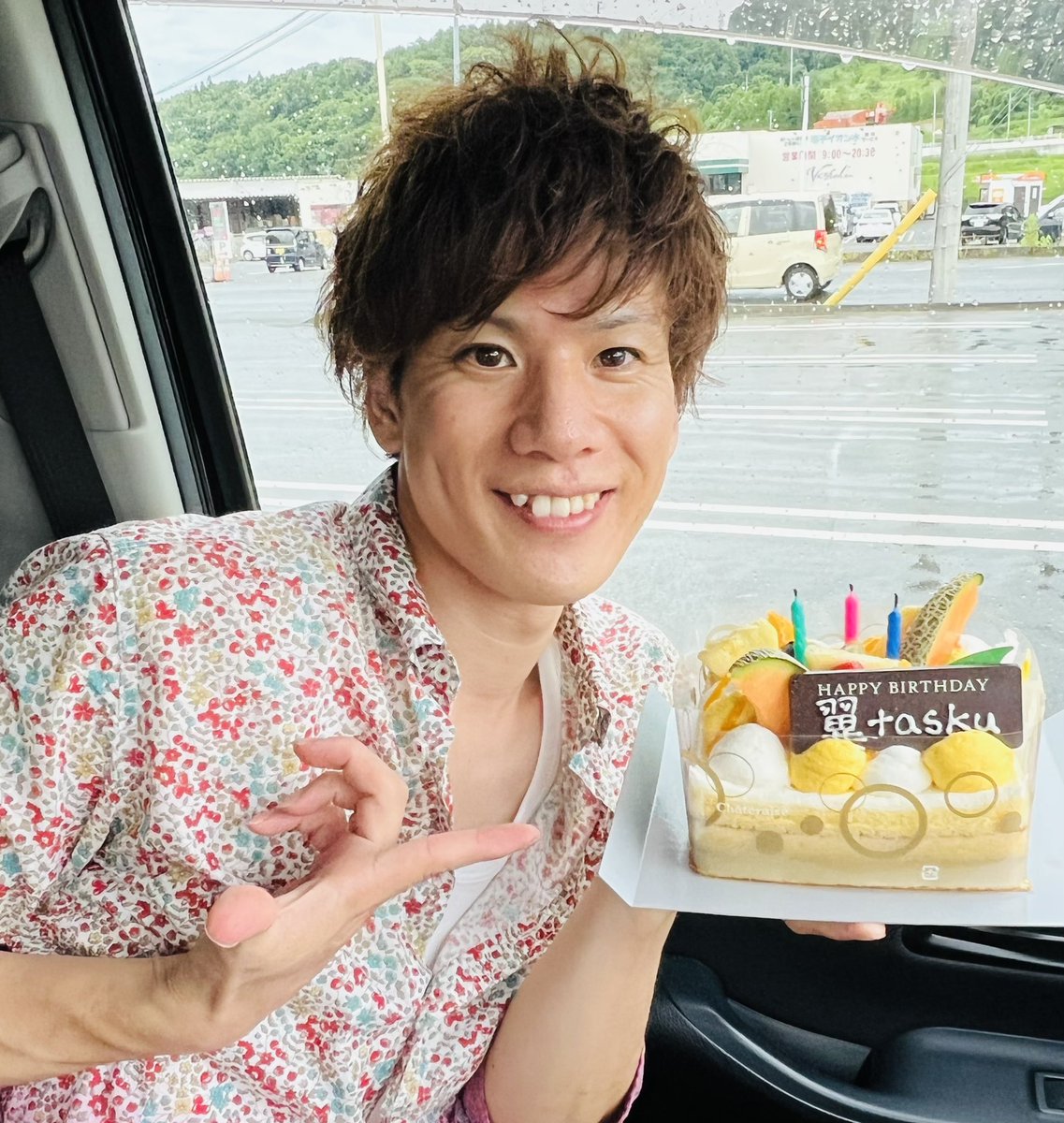 taskuofficiale1's tweet photo. 🎉Happy Birth day🎉 https://t.co/Odgjpid0I8