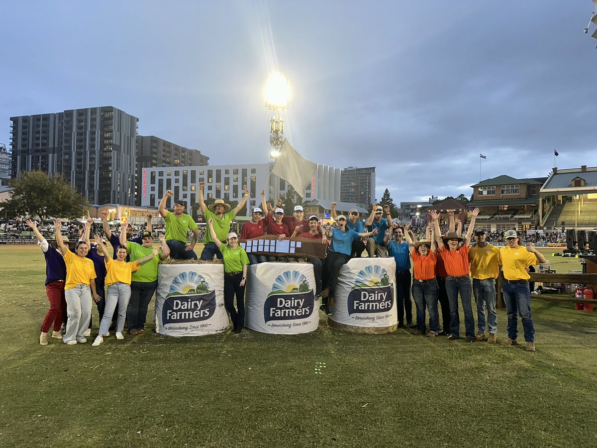 TheEkka's tweet photo. The sun was shining brightly on today’s bumper Sunday crowd of more than 40,000 visitors.

Day two of Ekka delivered plenty in competition judging; fabulous food and produce, educational learning, retail shopping, rides and showbags.

#DAILYALERT - https://t.co/Texyu71Gee https://t.co/SsBsFPtDO5