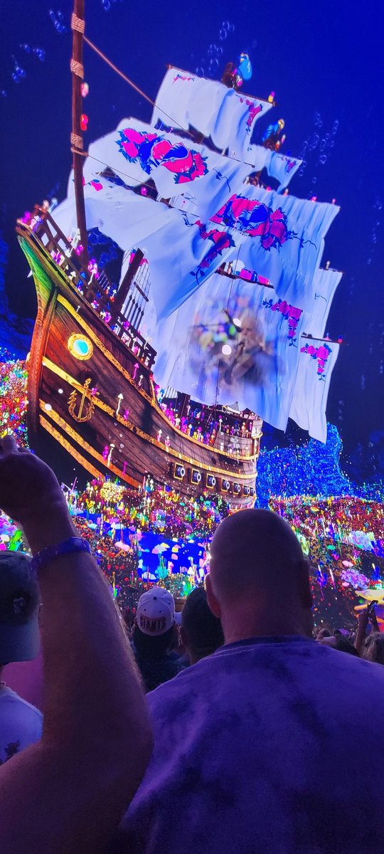 How do you celebrate your last night in #LasVegas for #defcon? You go see the Dead! <a href="/deadandcompany/">Dead & Company</a>, you guys were put on a hell of a show at the sphere. Forgot I was on earth.
#defcon32