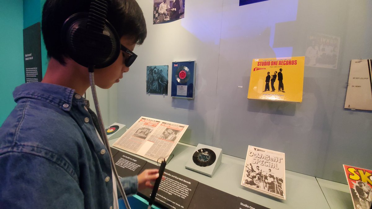 ChapmanShum's tweet photo. Beyond the Bassline: 500 Years of Black British Music exhibition
#blindpianist #blackmusic #britishlibrary #black #british #music #exihibition #musiclearning #beyondthebassline #jazz #classical #hiphop #gospelmusic #soulmusic #funkmusic #rockmusic #bluesmusic #MotownSound #uk https://t.co/PqJR7mjACV