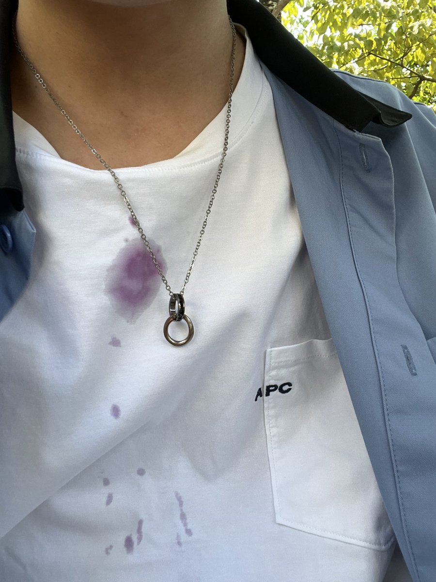 かき氷食べてたらTシャツの中にこぼした

ちっちゃい子ばっかで恥ずかしい🫣
