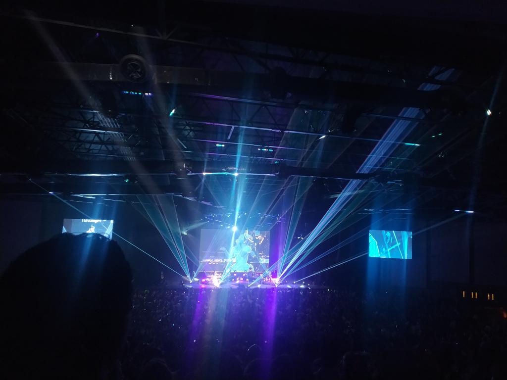 Yoshpper's tweet image. Hoy toca @Belanova