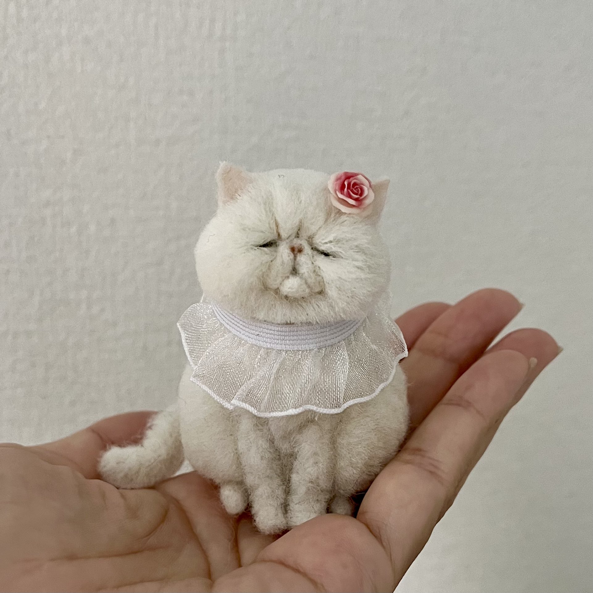 羊毛フェルト猫 ブローチ リアル可愛いブリティッシュショートヘアー