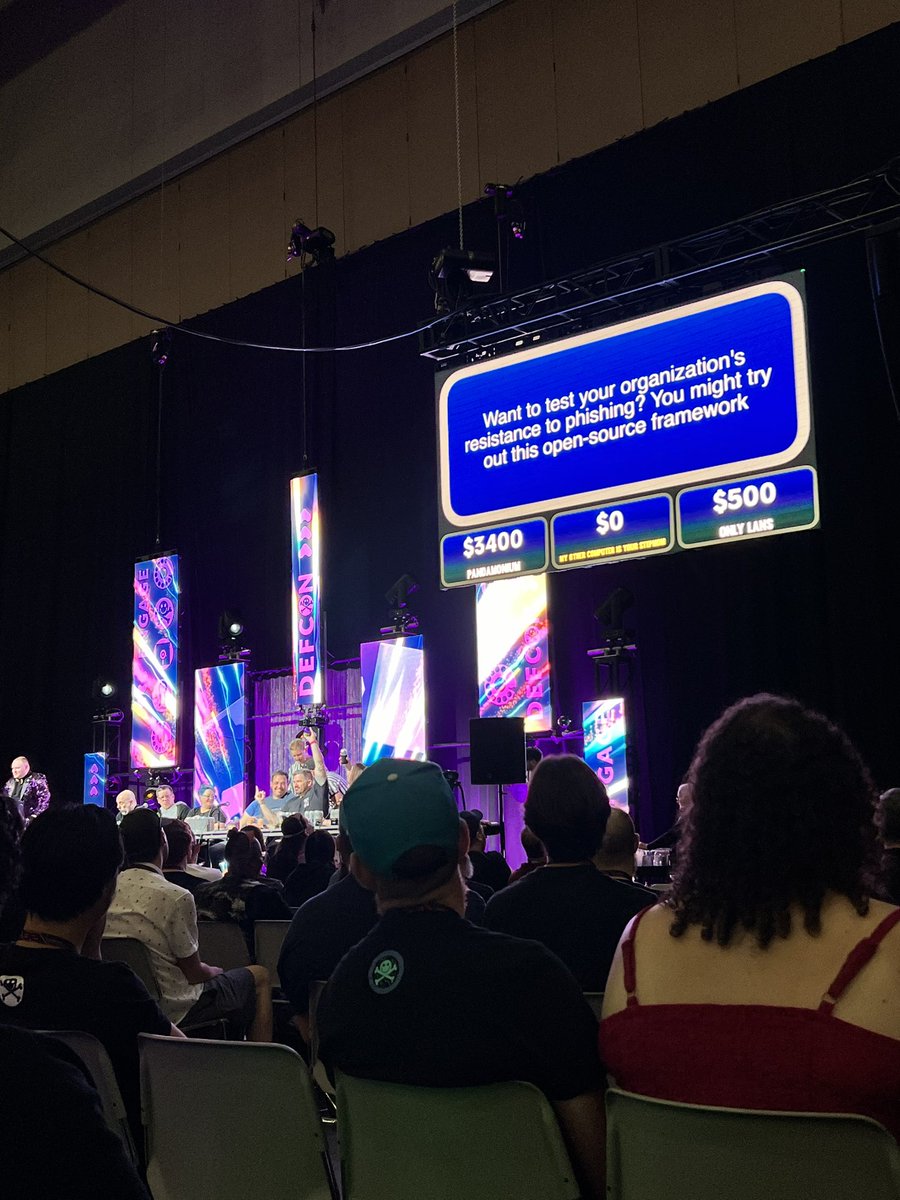 StrangeUSB's tweet image. 🫶🫶🫶 @jw_sec #defcon #dfiu