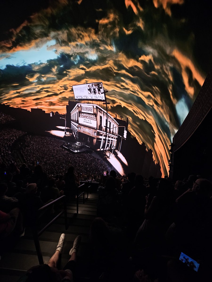 Concert_People's tweet image. #DeadForever #FinalWeekend ✌️⚡️💀🥀🎶 🪩💃✨️🔮🫶