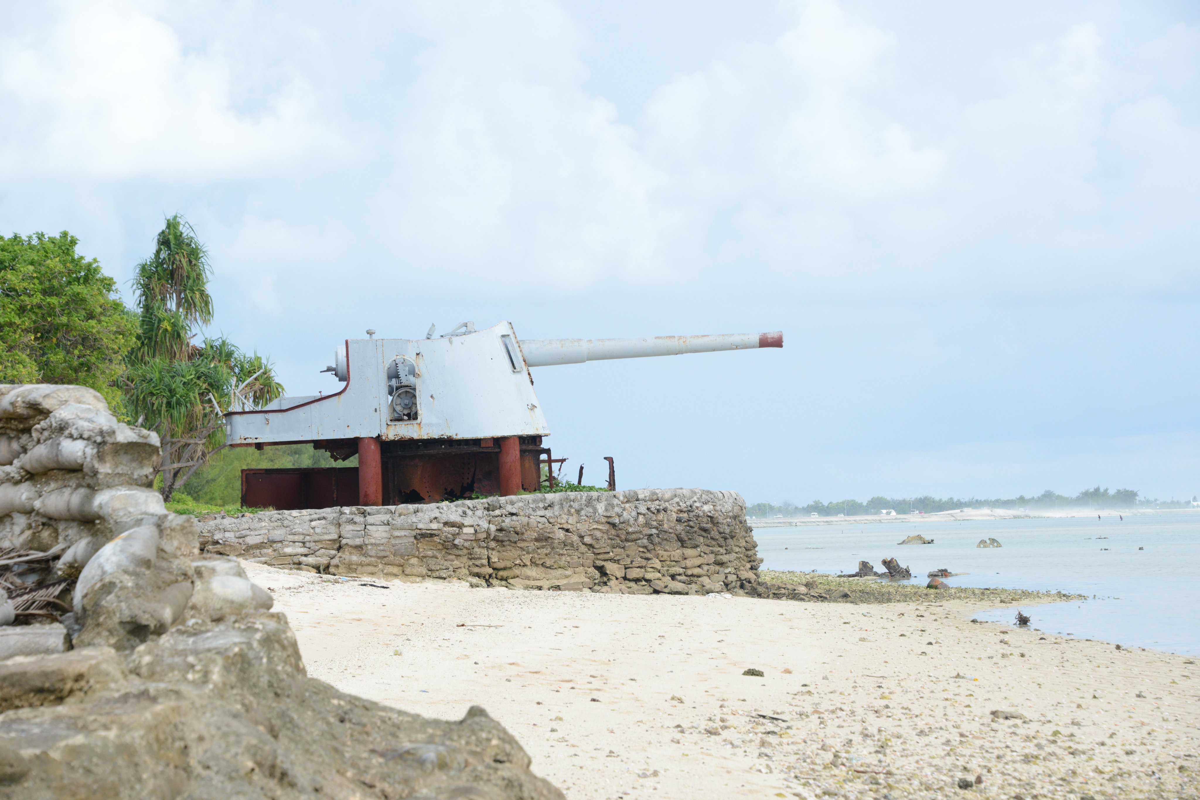 窮乏の民族誌―中部太平洋・キリバス南部環礁の社会生活 [単行本] 風間 計博 気候変動 瀬戸際の地球 沈みゆくキリバスに生きる | ナショナル