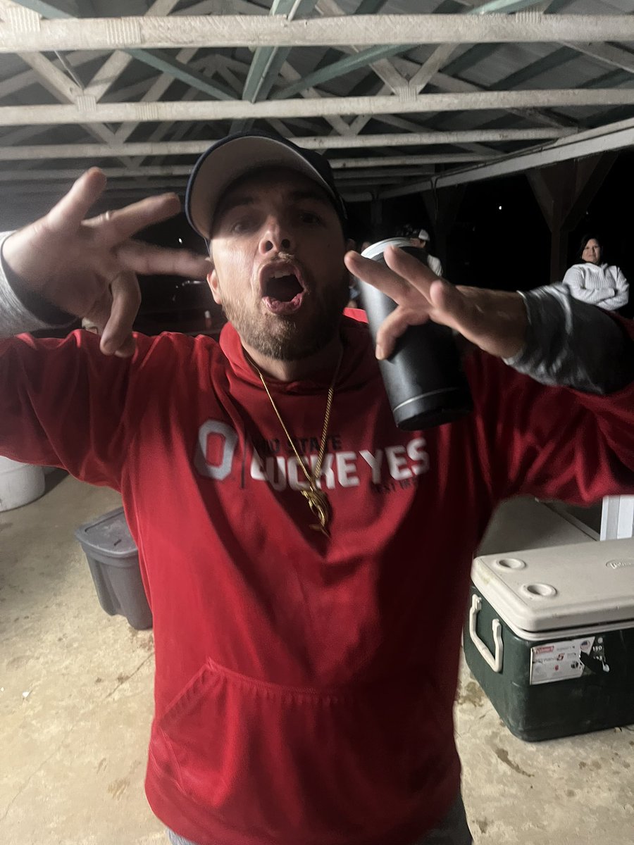 Buckeye Clipper Softball tweet media