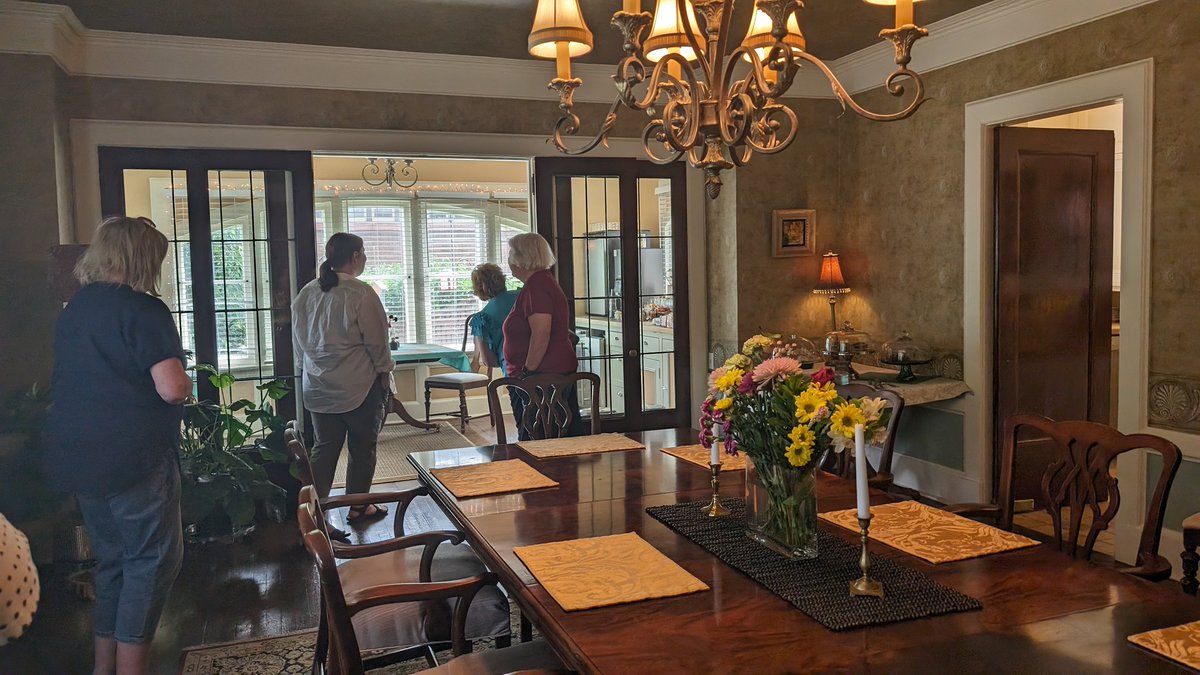 ToursAroundMI's tweet photo. This 1914 dining room was the loving gathering place for one of the most prominent #GrandRapids families

Explore with us on #HistoricHomeTour
*Friday Aug 23rd 11am
*Wed Aug 28th 11am
🎟️ https://t.co/W0D8wStuGd

#CityTourTues Aug 13th 8:30am
#RiverfrontTour Thurs Aug 15th 11am https://t.co/YL5WsYVXPQ