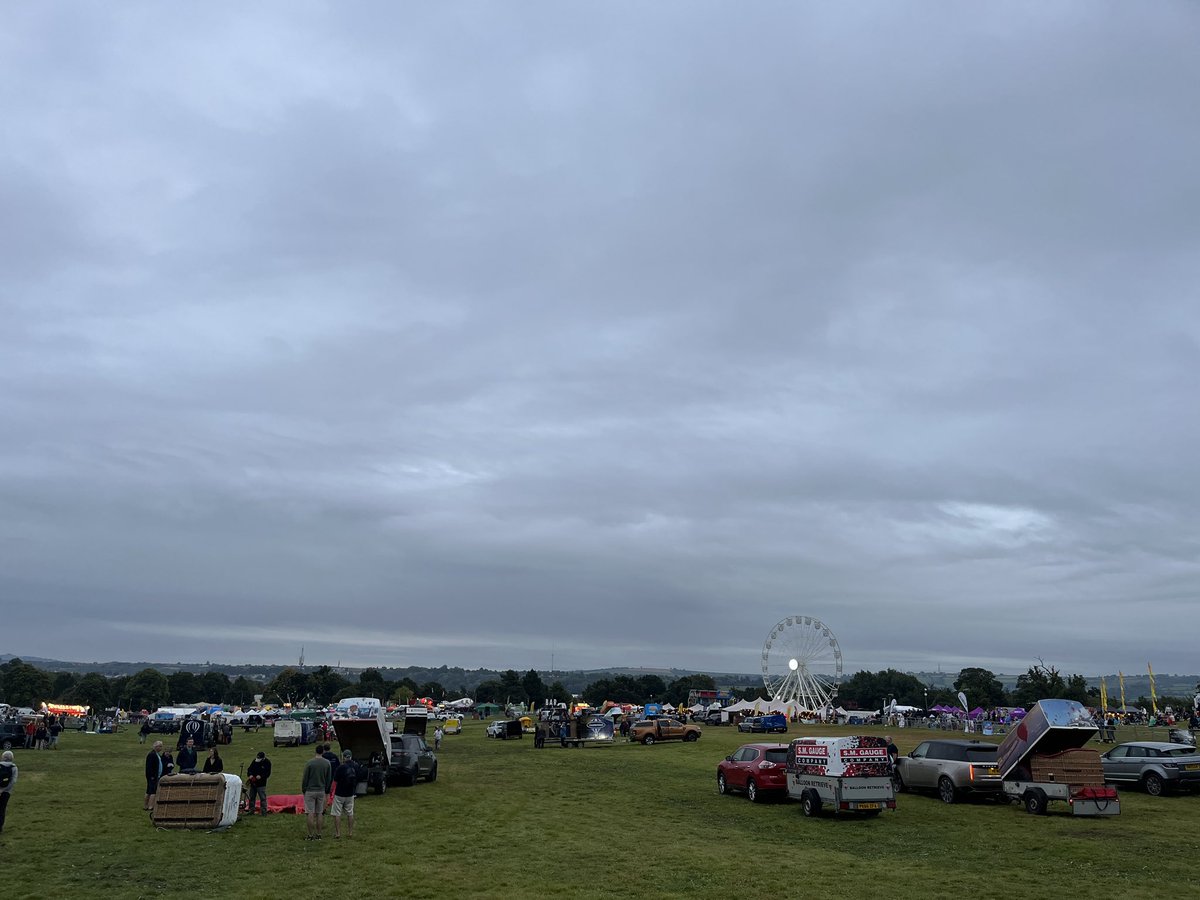 Holly Van Ryssen (@h_vanryssen) on Twitter photo Will they or won’t they? Back at <a href="/bristolballoon/">Bristol International Balloon Fiesta</a> fiesta at silly o’clock to find out! 🎈 Will they or won’t they? Back at <a href="/bristolballoon/">Bristol International Balloon Fiesta</a> fiesta at silly o’clock to find out! 🎈