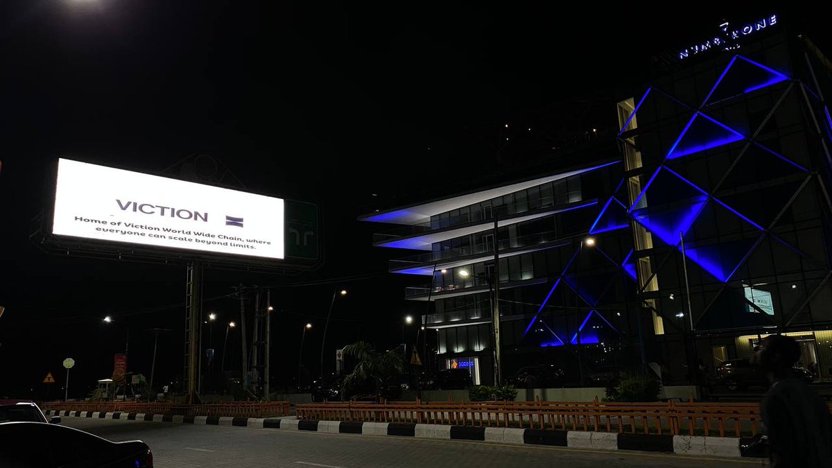 VontainD's tweet image. . @VictionEco, a people-centric L1 blockchain that enables everyone scale beyond limits is live this weekend lighting up the night skies in Victoria Island Lagos, Nigeria as Viction Africa Takeover continues 🔥
A special thanks to @Dazzy_0 for collaborating and making this a…