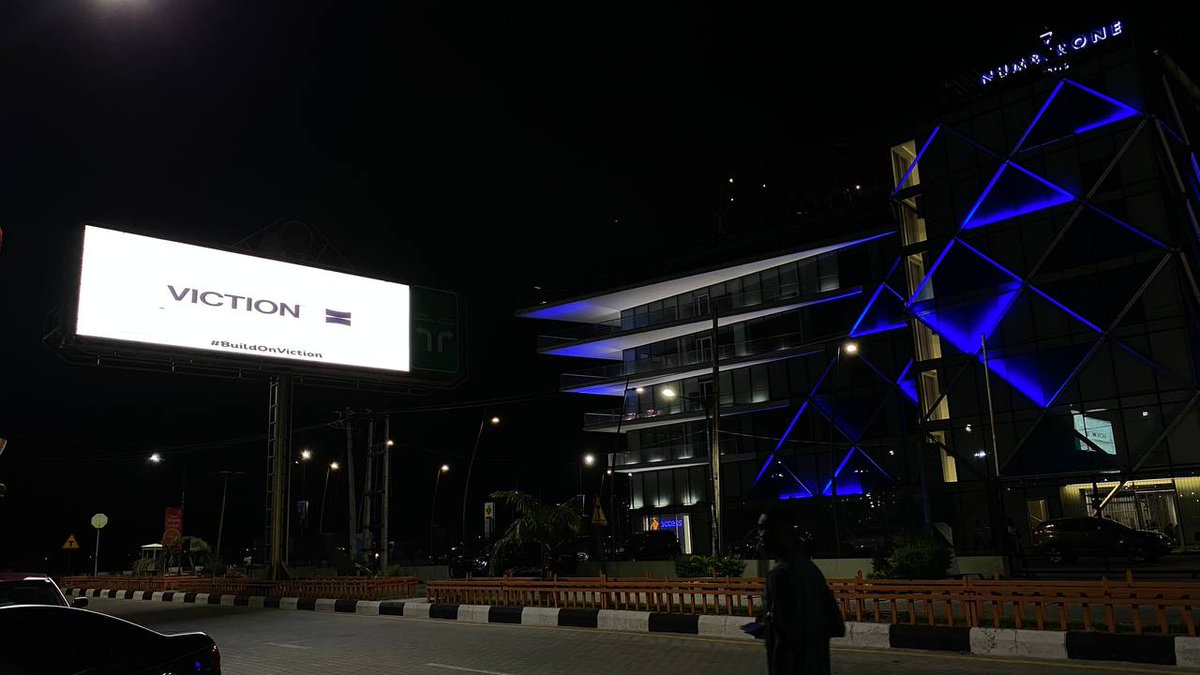 VontainD's tweet image. . @VictionEco, a people-centric L1 blockchain that enables everyone scale beyond limits is live this weekend lighting up the night skies in Victoria Island Lagos, Nigeria as Viction Africa Takeover continues 🔥
A special thanks to @Dazzy_0 for collaborating and making this a…
