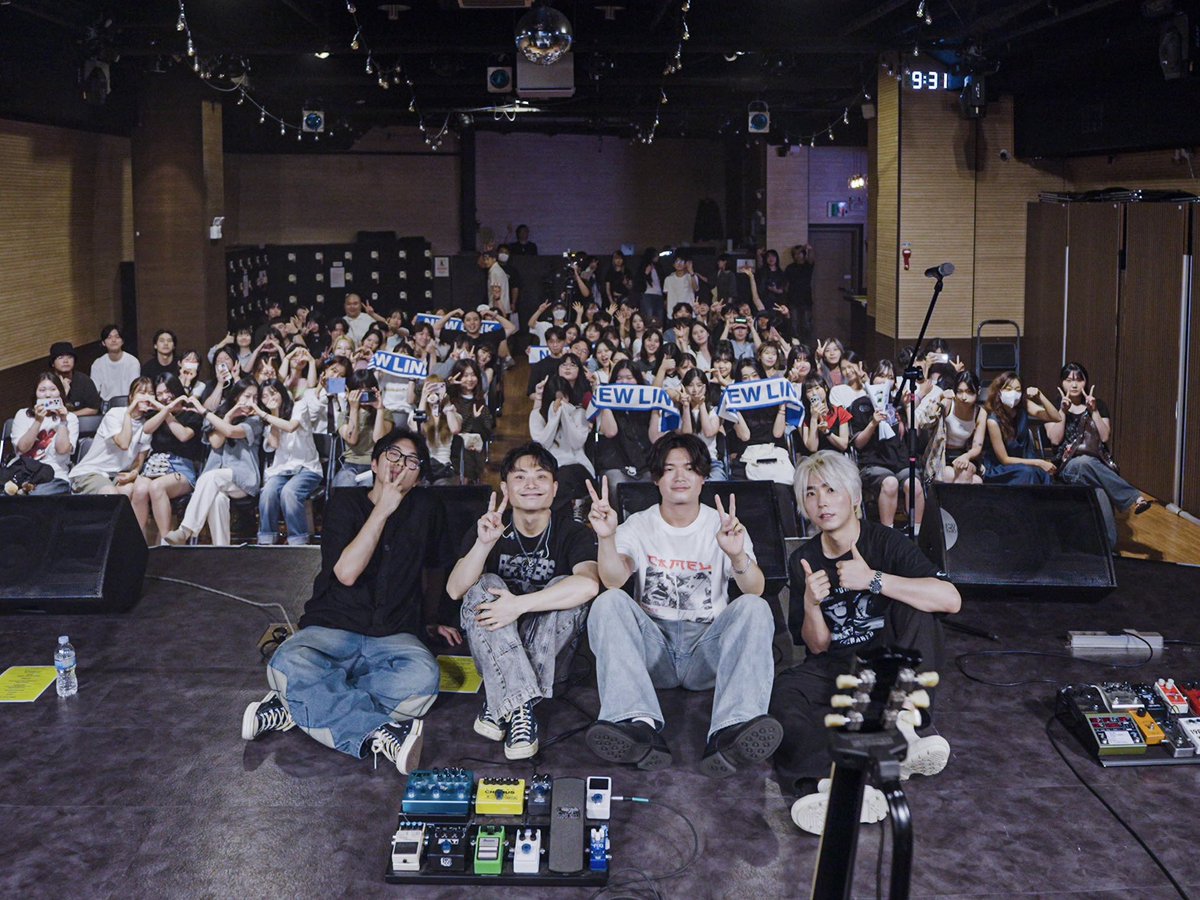 newlink_here's tweet photo. [WAKE UP!!]

무더운 여름날 New Link 와 함께해주신 모든 분들께 감사드립니다!! 더 멋진 모습으로 다시 찾아 뵙겠습니다!! 꼭 다시 만나요!!

#WAKEUP !!
#NewLink #뉴링크 https://t.co/BIshUMfwaF
