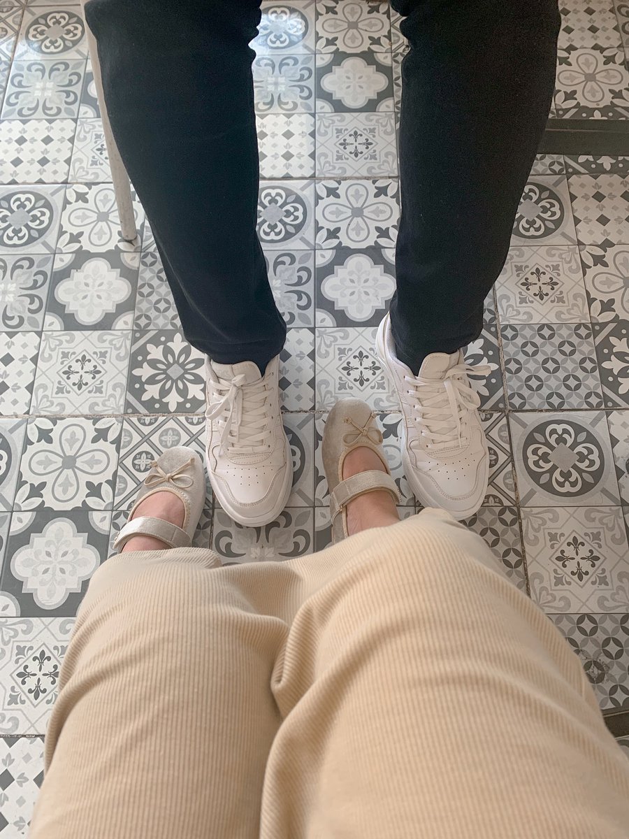 uciicay's tweet photo. Flatshoes nyaman💛

https://t.co/Ej9FdQJyzX https://t.co/NGczKV3F6a