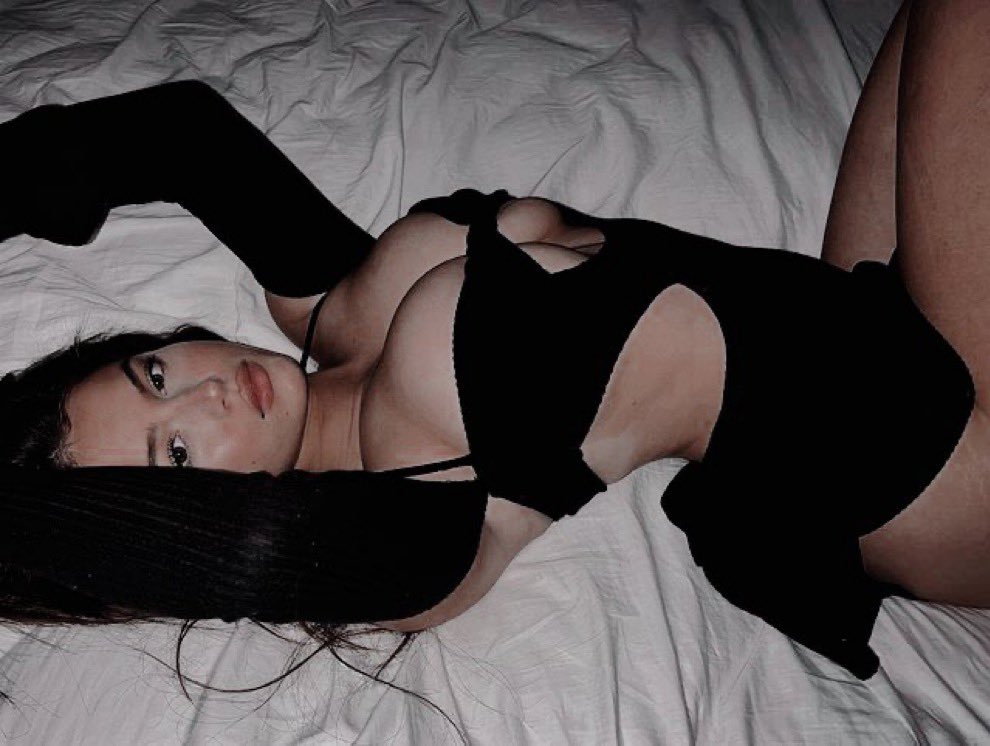 demurecherry's tweet photo. ᅠ

⠀⠀  ⠀ᅠᅠᅠᅠ         𝓥𝙸𝙴𝙽𝙽𝙰⠀ 𝓦𝙾𝙻𝙵𝙵𑁤
        𝓶𝖾𝗋𝖼𝖾𝖽𝖾𝓼'  𝓮–𝓼𝗉𝗈𝗋𝗍𝗌  𝓬𝗁𝖺𝗆𝗉𝗂𝗈𝗇 ———
ᅠᅠ⠀ ⠀ 𝓪ustrian  𝓼tar𝓰irl  ✩  𝒇uture  𝓮ngineer 
⠀ ⠀ 𝓶otorsports ⠀  ⠀ ⠀ ⠀ ⠀ 𝓴𝗇𝗈𝗐  𝓲𝗍   𝓪𝗅𝗅.

ᅠ https://t.co/0g6PQk3D33