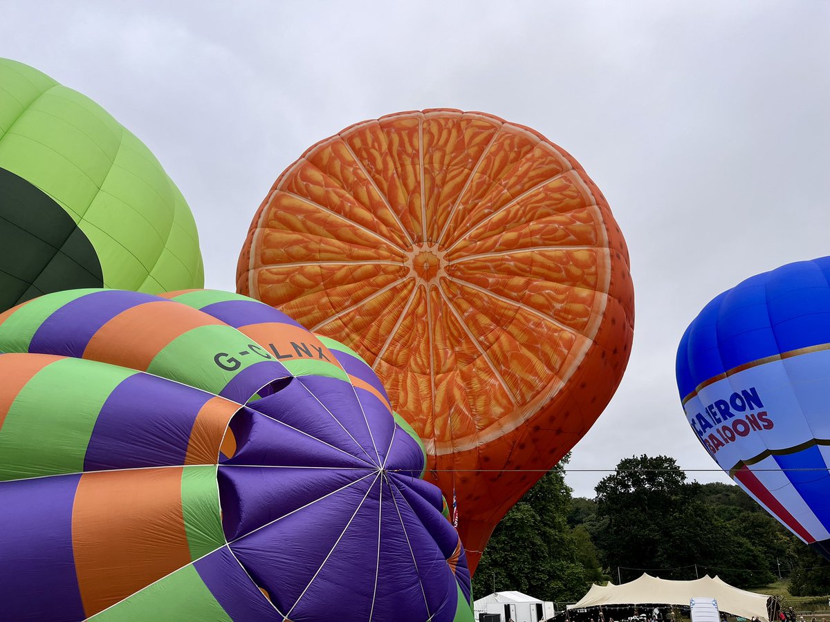 Holly Van Ryssen (@h_vanryssen) on Twitter photo And they’re off! The skies of Bristol looking beautiful again this morning 🎈
<a href="/bristolballoon/">Bristol International Balloon Fiesta</a> <a href="/itvwestcountry/">ITV News West Country</a> And they’re off! The skies of Bristol looking beautiful again this morning 🎈
<a href="/bristolballoon/">Bristol International Balloon Fiesta</a> <a href="/itvwestcountry/">ITV News West Country</a>
