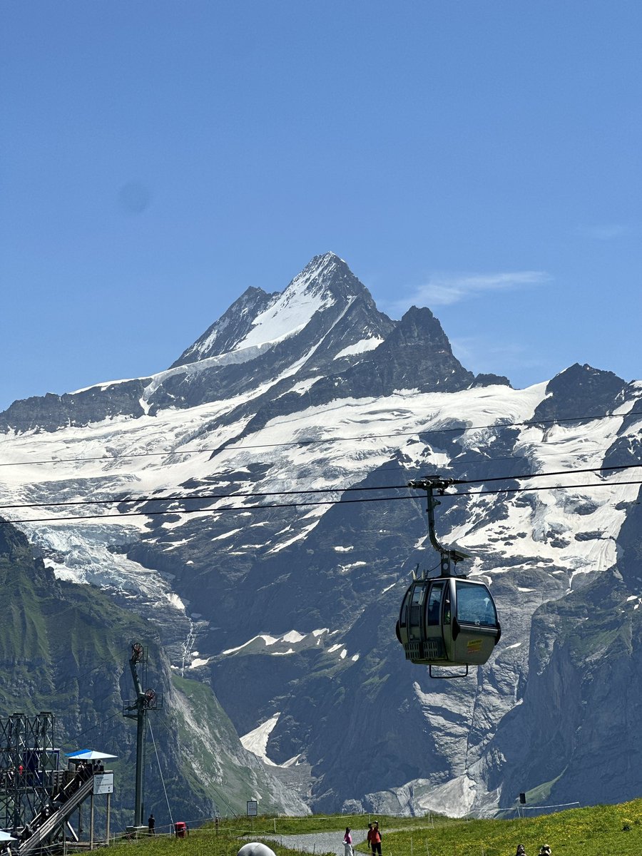 什么时候可以解锁边度假边实践的体验

#小圈 #spank