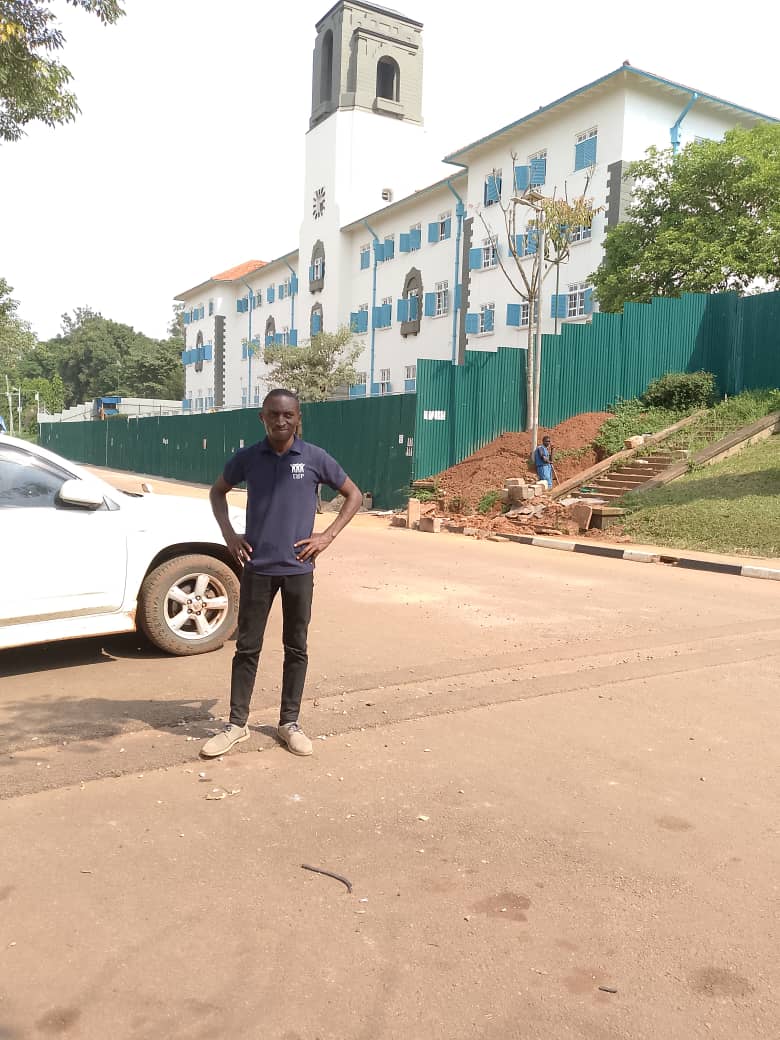 DaudaMasaba's tweet photo. Passed by the Ivory tower this weekend. Energized to start the semester tomorrow. May the Almighty go before us! https://t.co/yZSLC2XEHl
