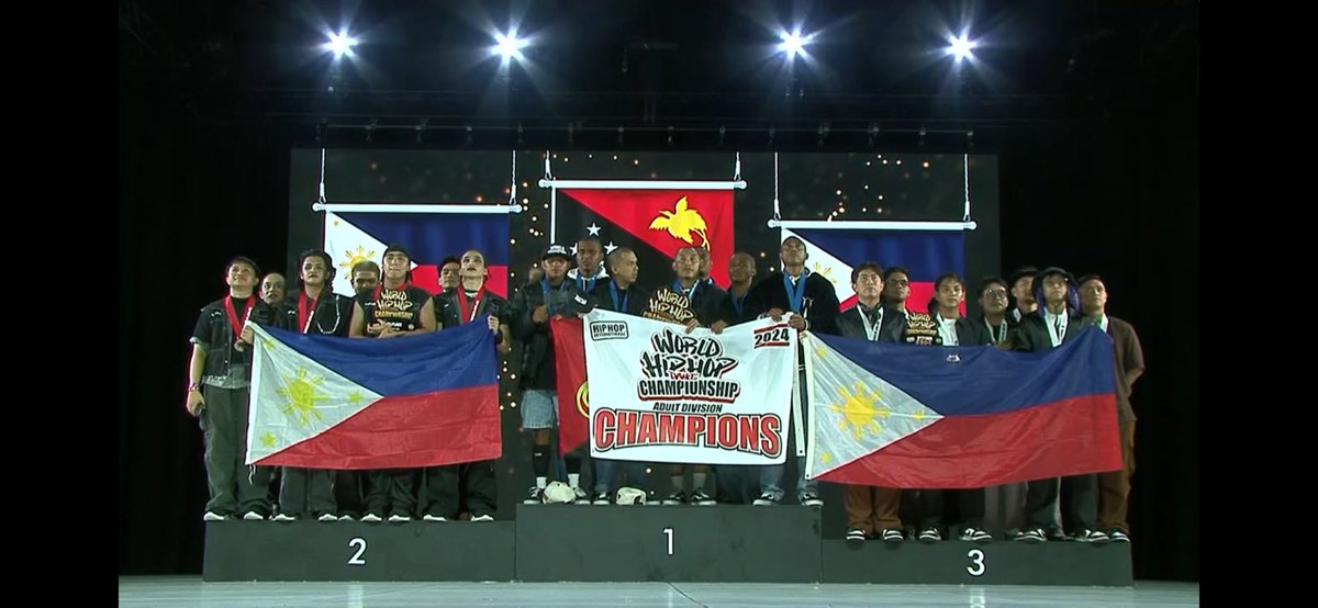 isayness's tweet photo. grabe #pinaspataas talaga!!! world domination!!!! https://t.co/xnOcdPj0UB