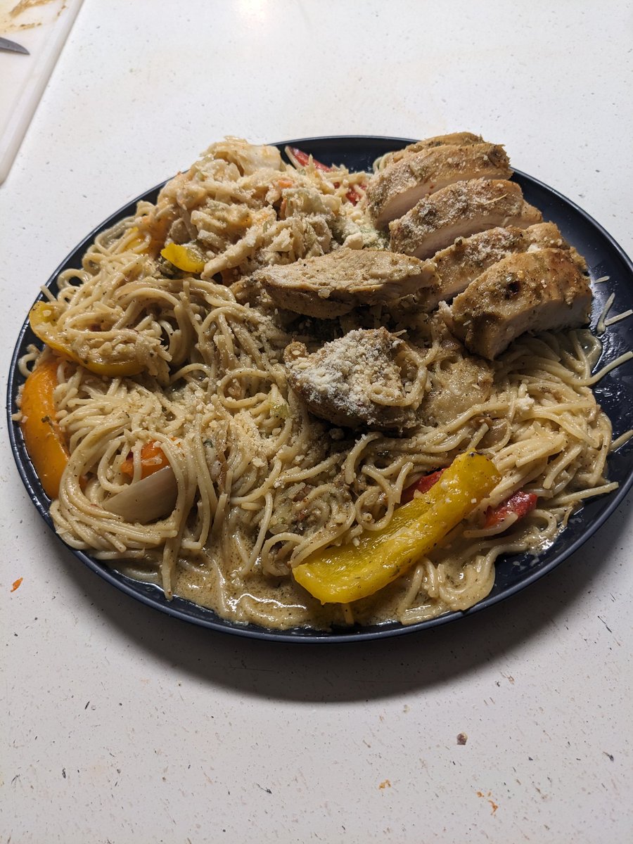 AltidorAl's tweet photo. @Evil__Huncho While y'all speak i made some angel pasta chicken breast and spicy pickle slaw https://t.co/jj7yyl0j3x