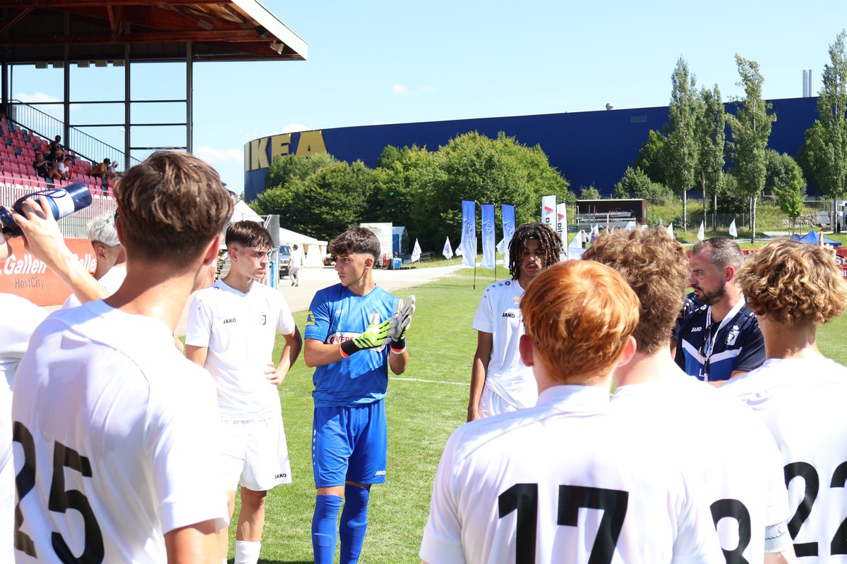 ACAFootballPart's tweet image. KMSK Deinze / Juventud Torremolinos mixed U17 team has finished the group stage and will now compete in the final round on the last day of the competition!

🇨🇭 #InternationalHelvetiaCup #HelvetiaCup