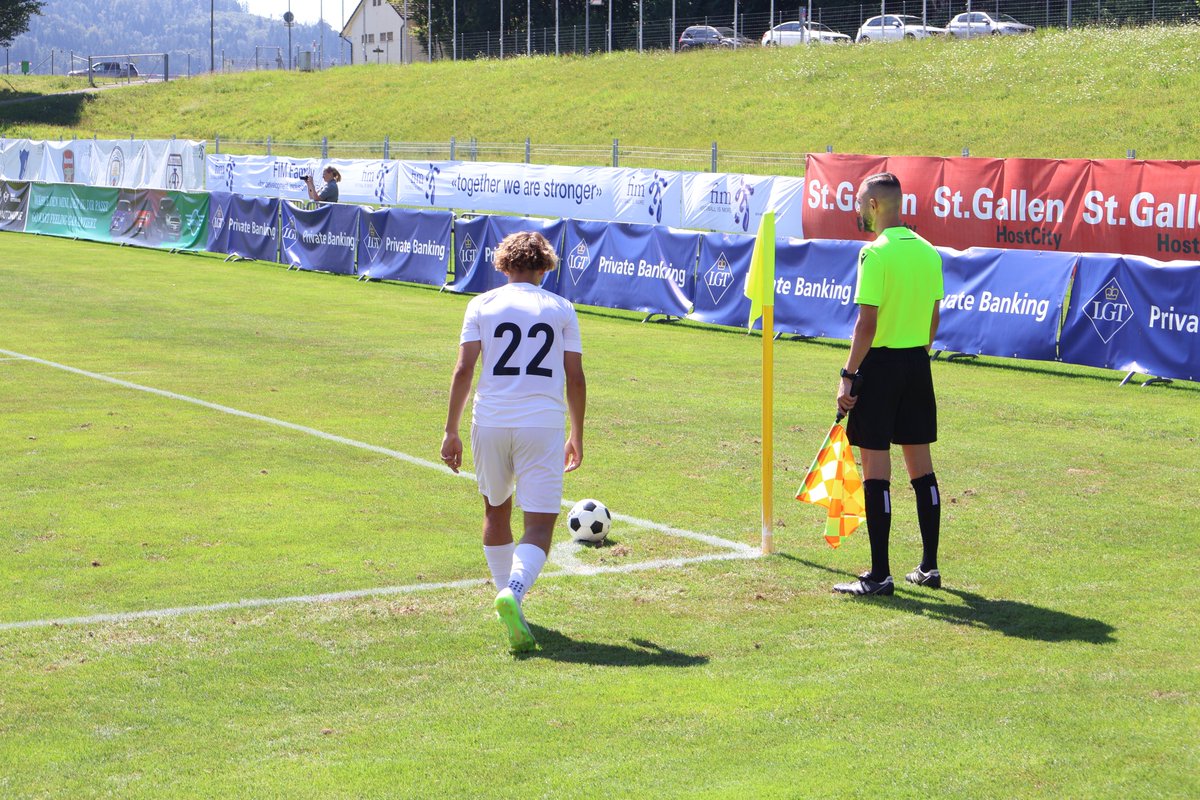 ACAFootballPart's tweet image. KMSK Deinze / Juventud Torremolinos mixed U17 team has finished the group stage and will now compete in the final round on the last day of the competition!

🇨🇭 #InternationalHelvetiaCup #HelvetiaCup