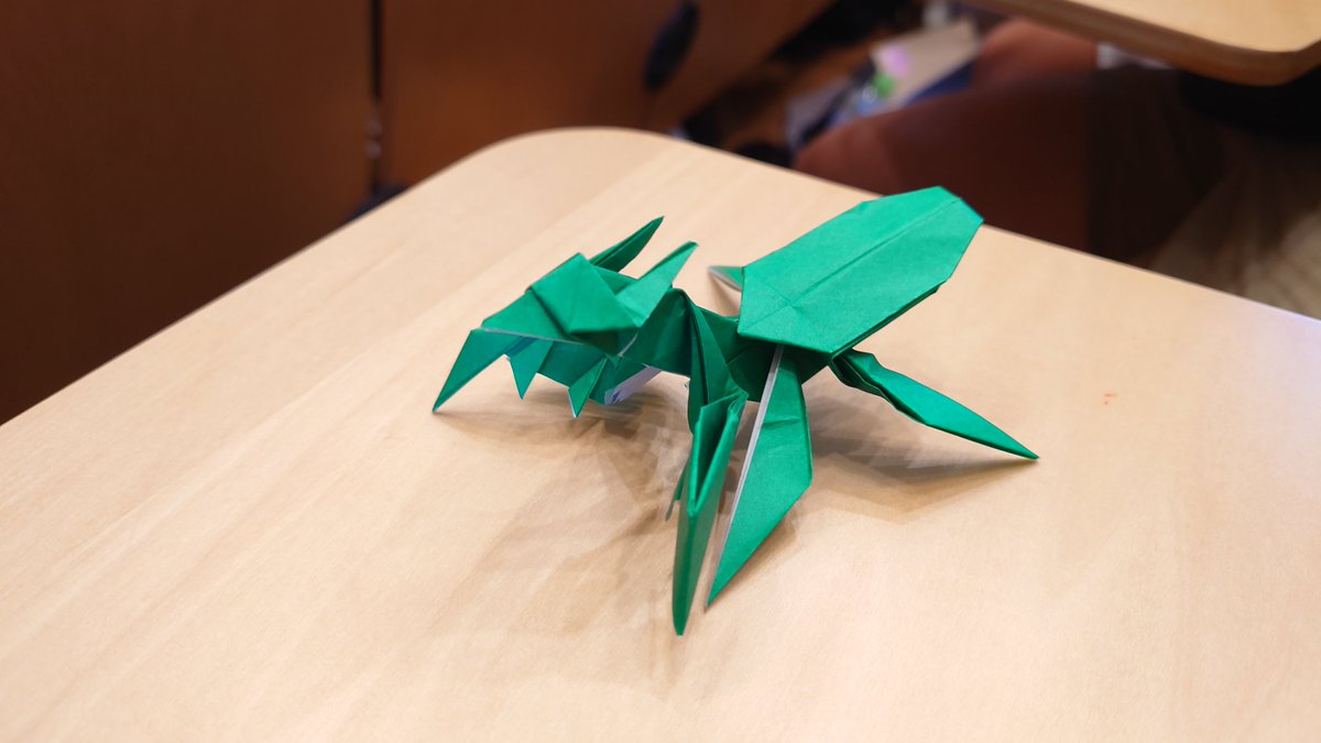 ましたさんのカマキリ
シンプル系カマキリの最適解感ある　かわいい