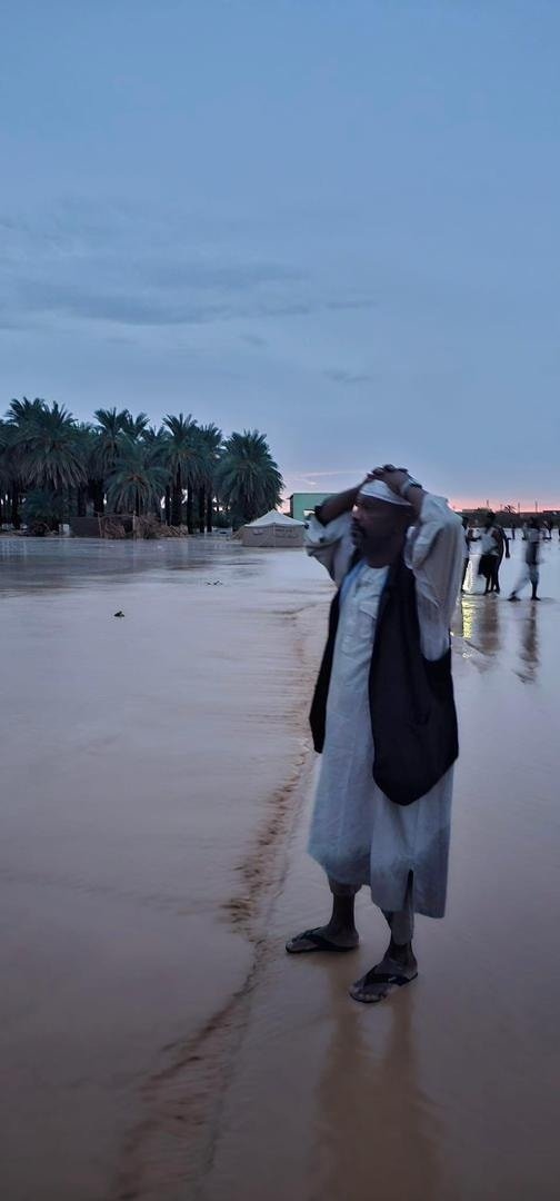 Sudan_tweet's tweet photo. السيول تجتاح منطقة تنقاسي بالولاية الشمالية
#السودان https://t.co/7ADZ0K9vgr