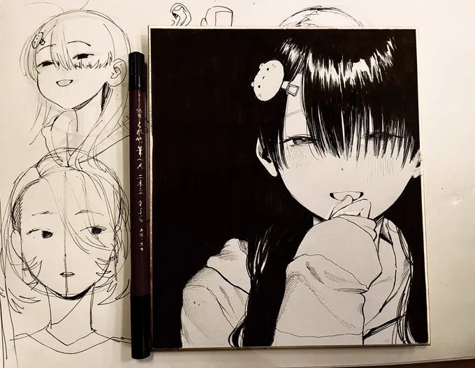 シーシャ屋さんで色紙描いてる 