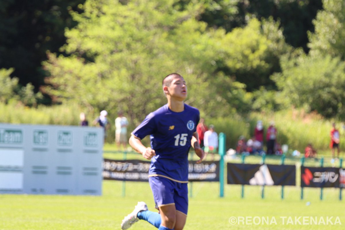 reona32's tweet image. 【試合終了】U-15クラブユース GL2日目
FC琉球OKINAWA U-15 0-2 フレスカ神戸

直近のU-15日本代表にも選ばれた児山雅稀の2ゴールでフレスカが勝利。かなり強烈なストライカー。FC琉球は丁寧にボールを動かして斜めに差し込むのがうまかったが、最後のところでの怖さに欠けたか。
#fcryukyu