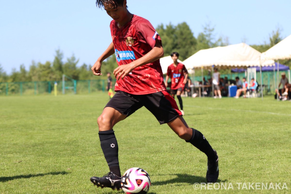 reona32's tweet image. 【試合終了】U-15クラブユース GL2日目
FC琉球OKINAWA U-15 0-2 フレスカ神戸

直近のU-15日本代表にも選ばれた児山雅稀の2ゴールでフレスカが勝利。かなり強烈なストライカー。FC琉球は丁寧にボールを動かして斜めに差し込むのがうまかったが、最後のところでの怖さに欠けたか。
#fcryukyu